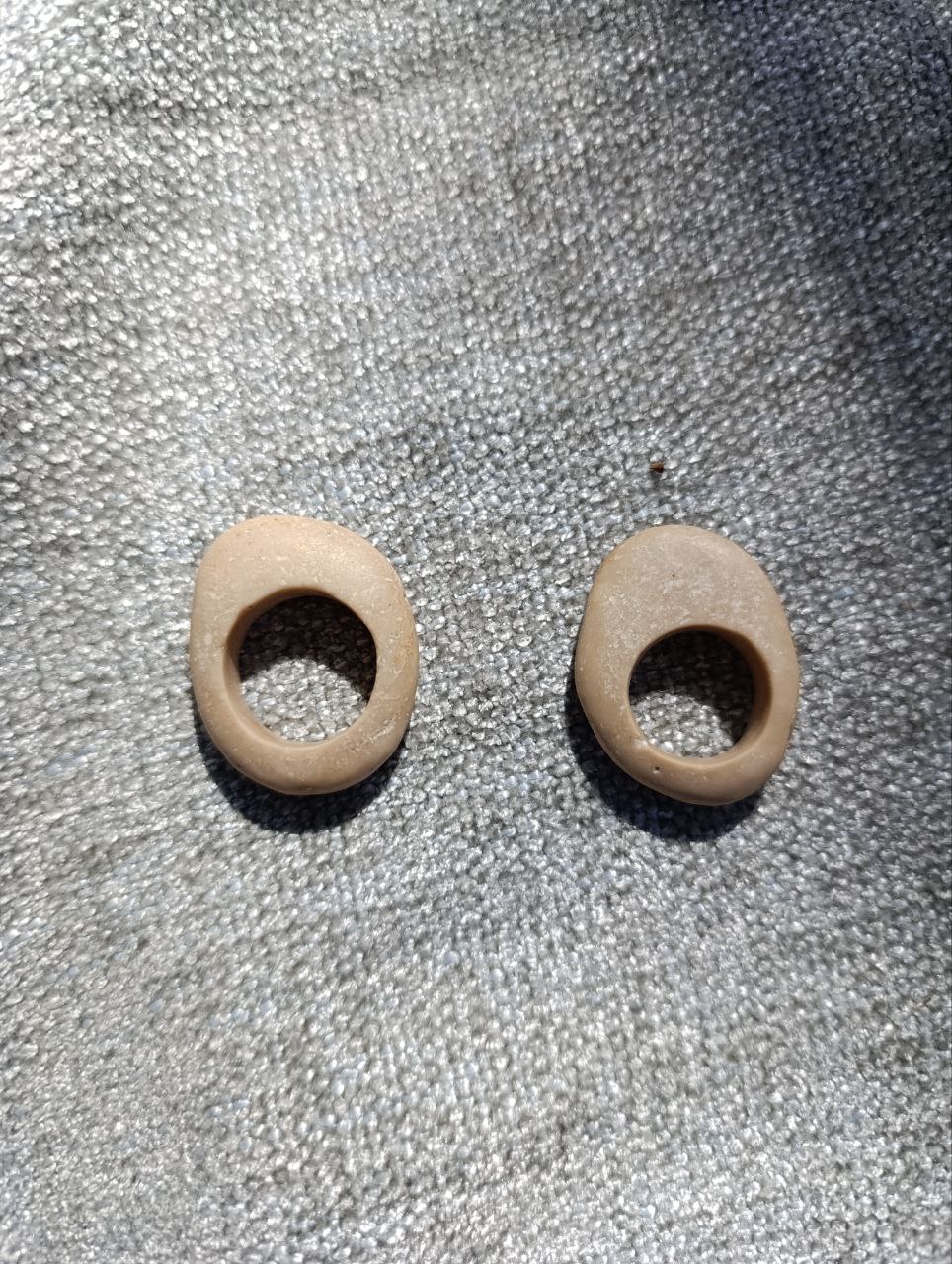 Anillos piedra organicos