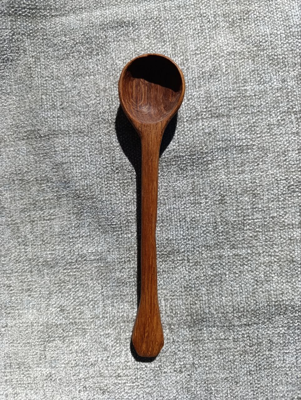 Cuchara nogal teatral