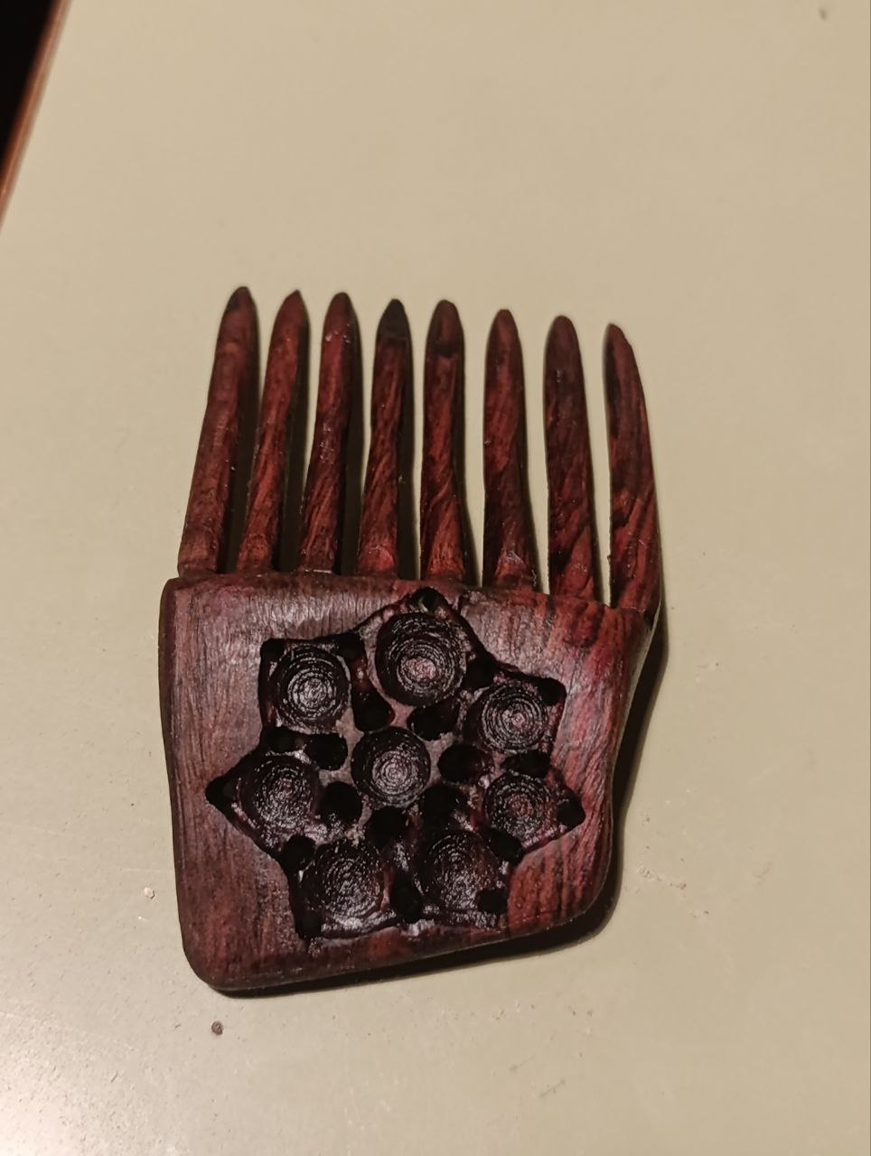 Peine calado palo rosa